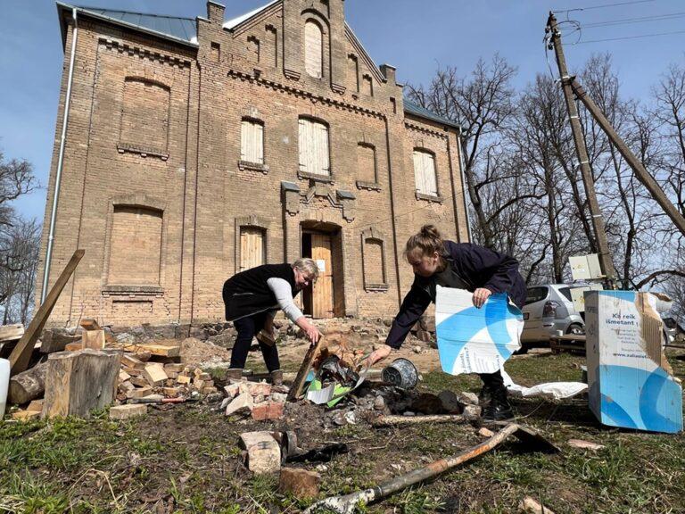 Apleistas Kamariškių dvaras prisikelia naujam gyvenimui – virs kultūros ir meno židiniu
